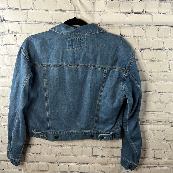 👖 Forever 21 Classic Denim Jacket - Size Small - Picture 3 of 3